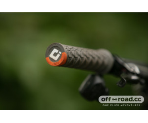 Гріпси ODI Vanquish, v2.1 Lock-On ,MTB , Closed End 